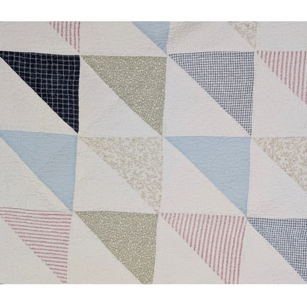 85x85 Machine Quilted Patchwork Triangle Quilt Blue Green Pink Floral Gingham